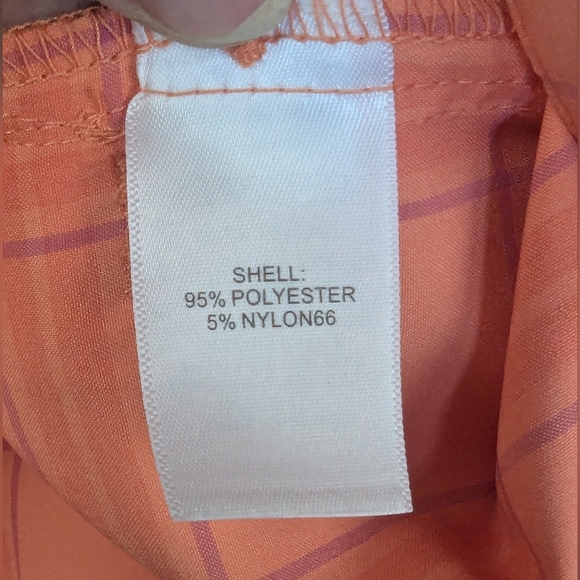 Title Nine Tuolumne Tech XS Button Down Shirt In Coral Plaid - Picture 11 of 13